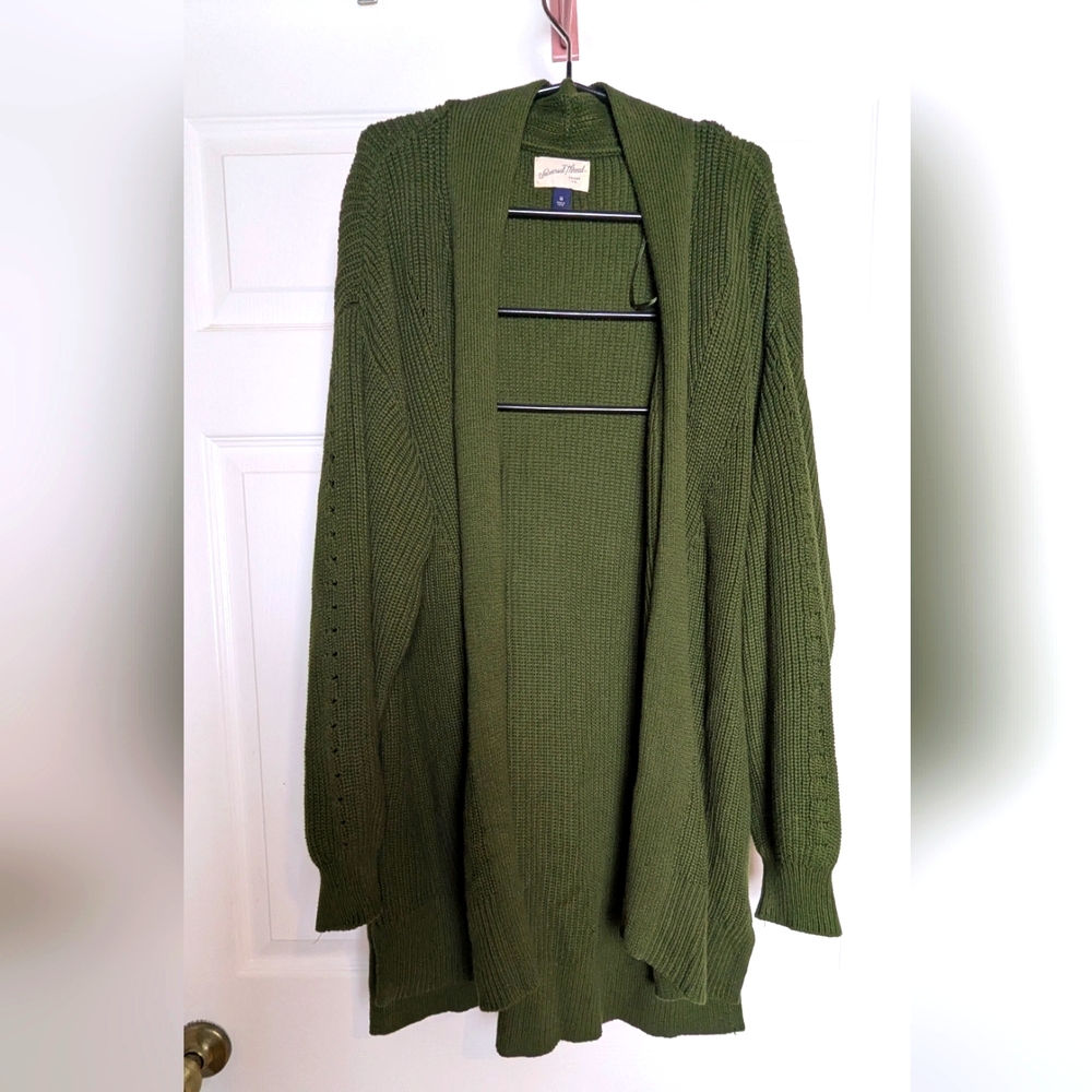 Knit green cardigan